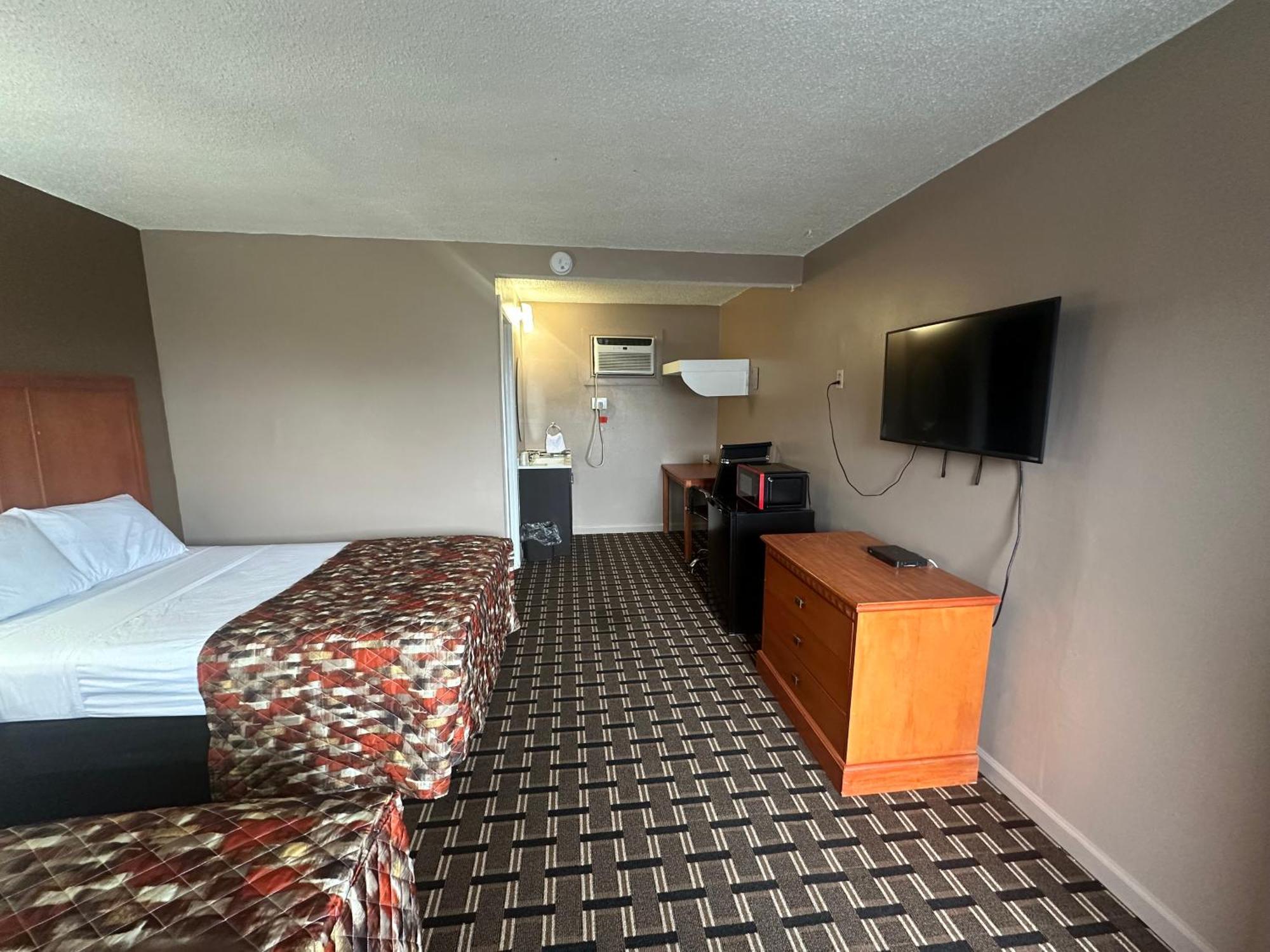 Dream Hotel 3*